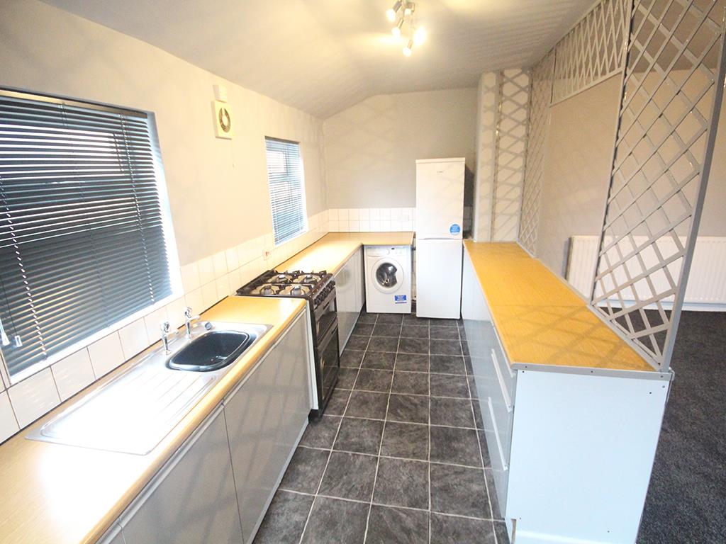 2 bedroom flat To Let in Earby - IMG_6170.jpg